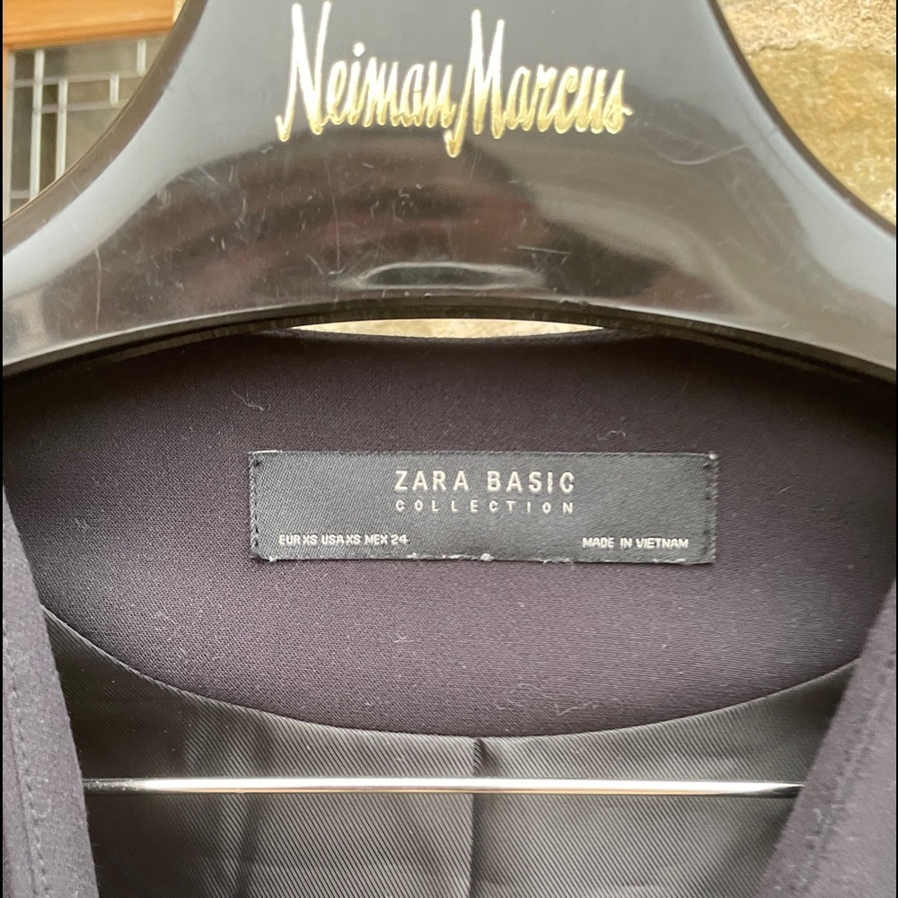 Zara Basic Collection Ruffled Sleeve Jacket Blazer - image 4